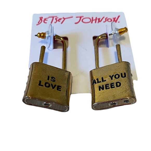 Betsey Johnson Sparkly Rainbow Lock Earrings w/ Small Gold Toned Center Heart. - Picture 6 of 8